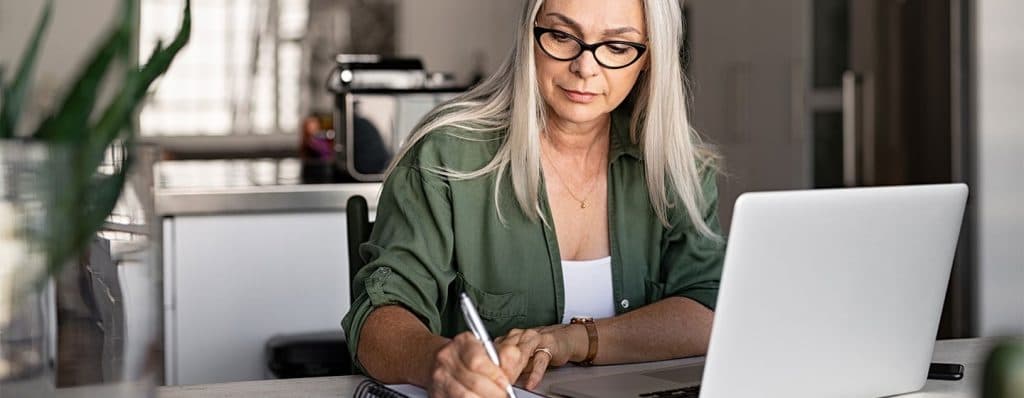Changing-a-Will-1024×398-1 Woman Changing her will online